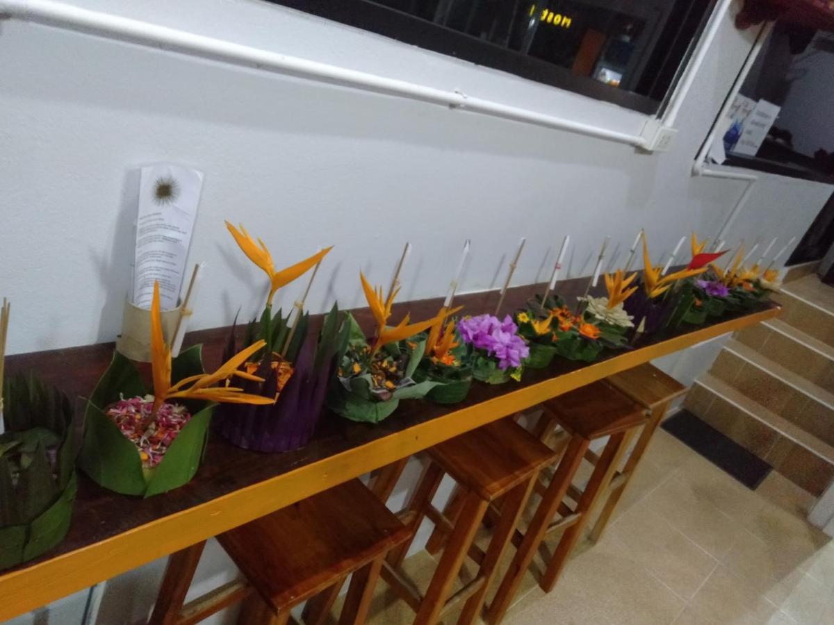 Voyagers Hostel ピピ島 エクステリア 写真