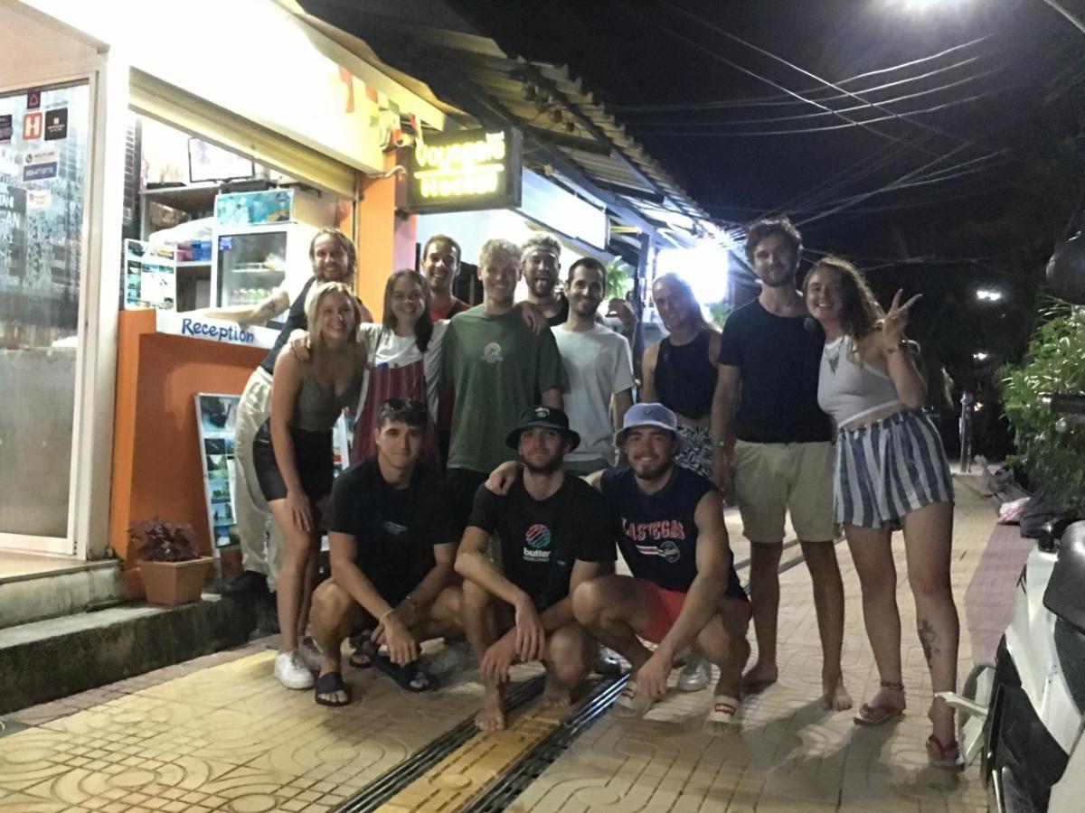 Voyagers Hostel ピピ島 エクステリア 写真